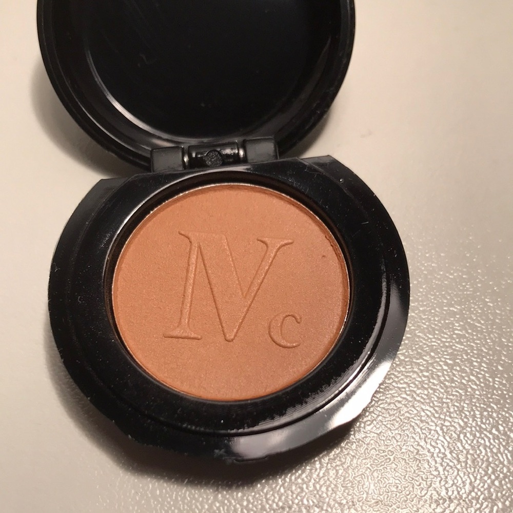 Nomad cosmetics intense eyeshadow in cantucci NEW